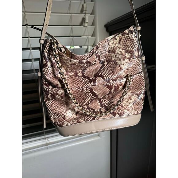 NWT MICHAEL KORS REESE Python bucket shoulder 
EMBOSSED LEATHER bag purse - Picture 5 of 11